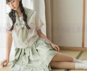 1970s蜜桃色：那个网站上流传的各种黑料，真让人目瞪口呆