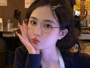 在线更新里的八卦，91吃瓜瞬间变成了我的减压秘籍，情绪就像过山车，高低起伏。