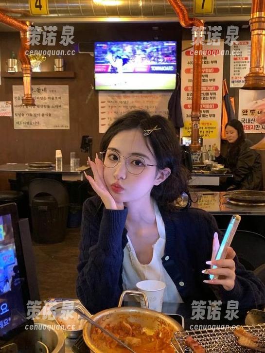 在线更新里的八卦,91吃瓜瞬间变成了我的减压秘籍,情绪就像过山车,高低起伏。-策诺泉 在线更新里的八卦,91吃瓜瞬间变成了我的减压秘籍,情绪就像过山车,高低起伏。-策诺泉