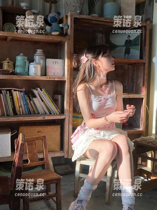 91吃瓜网苹果版来了,在线爆料的速度跟不上我的吃瓜节奏!-策诺泉 91吃瓜网苹果版来了,在线爆料的速度跟不上我的吃瓜节奏!-策诺泉