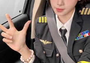 www.51cgfun视频：人生宝贵的一刻，居然是她和蜗牛的聊斋