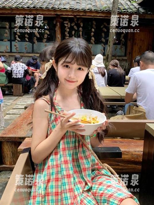 今天的五一吃瓜,娜娜有话想说,从传送门窜出奇妙表情包!-策诺泉 今天的五一吃瓜,娜娜有话想说,从传送门窜出奇妙表情包!-策诺泉