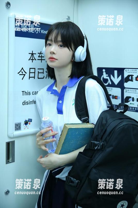 资源爆棚!五一吃瓜群众带你欣赏אוןיין“吃瓜”大赛视频-策诺泉 资源爆棚!五一吃瓜群众带你欣赏אוןיין“吃瓜”大赛视频-策诺泉