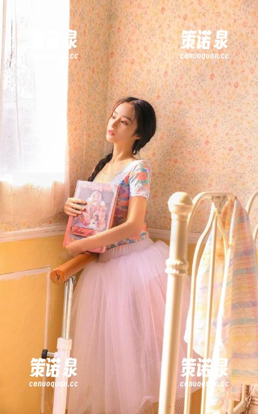 吃瓜大本营苹果版:情绪起伏的同时,我的好奇心也跟着飞了起来,救命啊!-策诺泉 吃瓜大本营苹果版:情绪起伏的同时,我的好奇心也跟着飞了起来,救命啊!-策诺泉