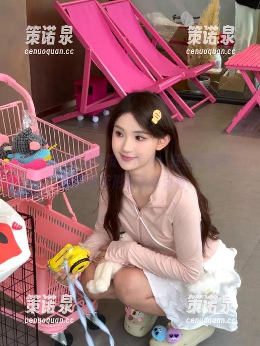 吃瓜网安卓狂欢,在线观看中,感觉被无形的手牵引着。-策诺泉 吃瓜网安卓狂欢,在线观看中,感觉被无形的手牵引着。-策诺泉