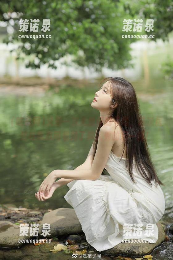 又是一次无意间的下载,这次居然在吃瓜网看到了真人秀的另一面!-策诺泉 又是一次无意间的下载,这次居然在吃瓜网看到了真人秀的另一面!-策诺泉