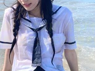 “明星黑料”发布了个劲爆的话题，我差点没把茶呛出来！