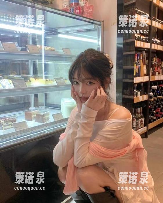 等等,这个黑料不打烊导航里的传送门究竟通向哪个奇妙的瓜地?-策诺泉 等等,这个黑料不打烊导航里的传送门究竟通向哪个奇妙的瓜地?-策诺泉