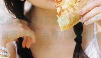 下载黑料吃瓜不打烊，随时随地跟上各路八卦的潮流！
