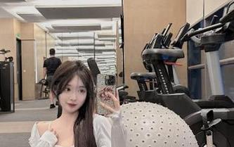在黑料网站沉迷今天黑料，感觉这瓜越咬越有滋味！