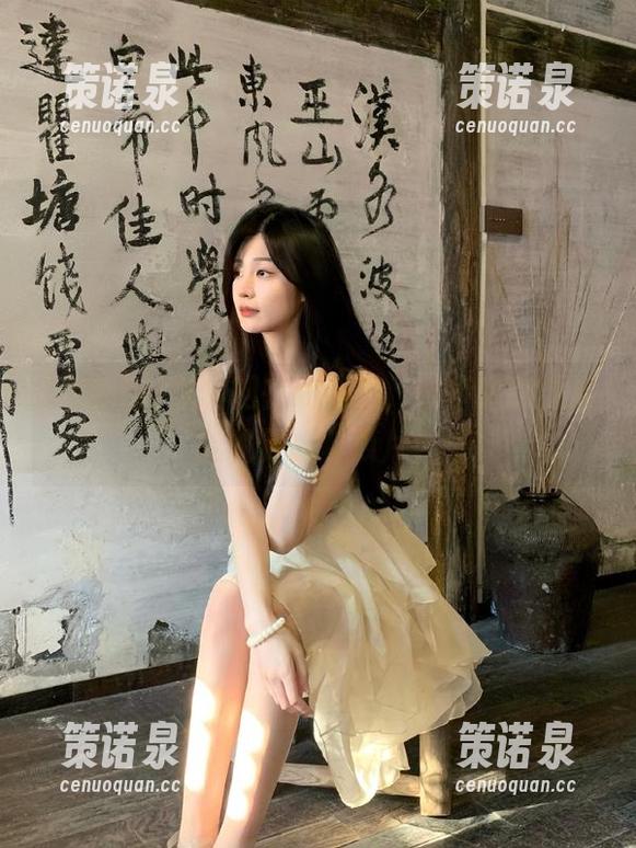 黑料网在线集结，散步的路上就能收到新鲜瓜片！-策诺泉