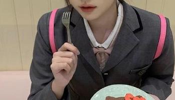 今天黑料网网页的更新让我对人性再信任一次，哈哈，继续吃我的瓜！